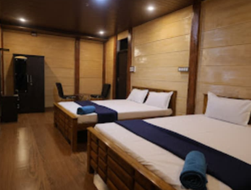  Wooden 4 Sharing Room